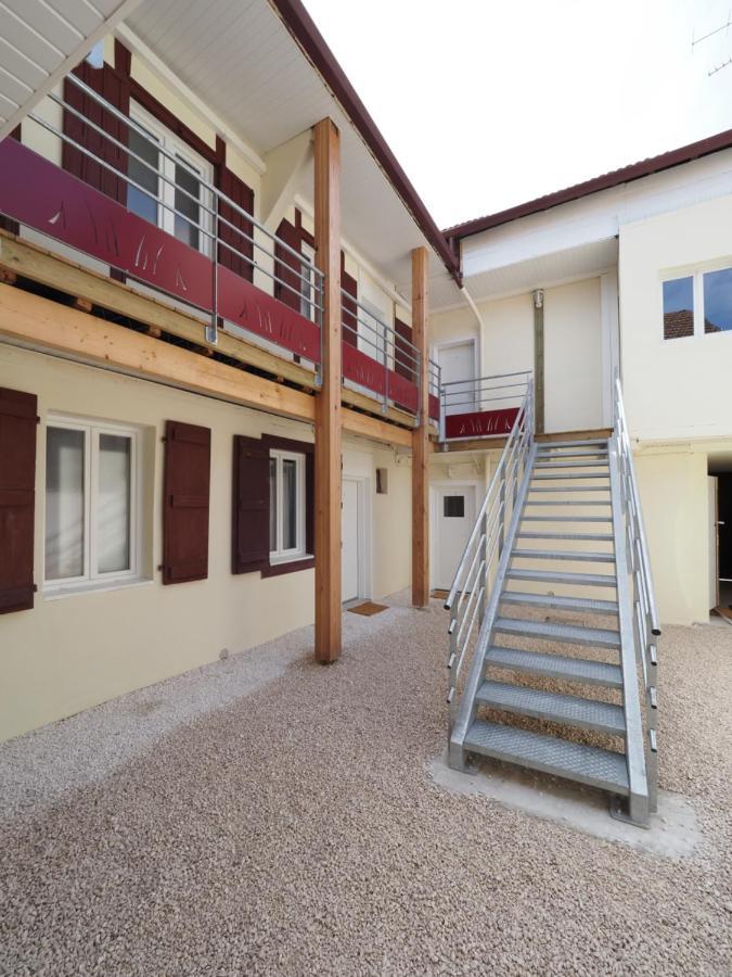 Stylish Sunrise : T3 Lumineux Au Coeur De Pau Apartment Exterior photo